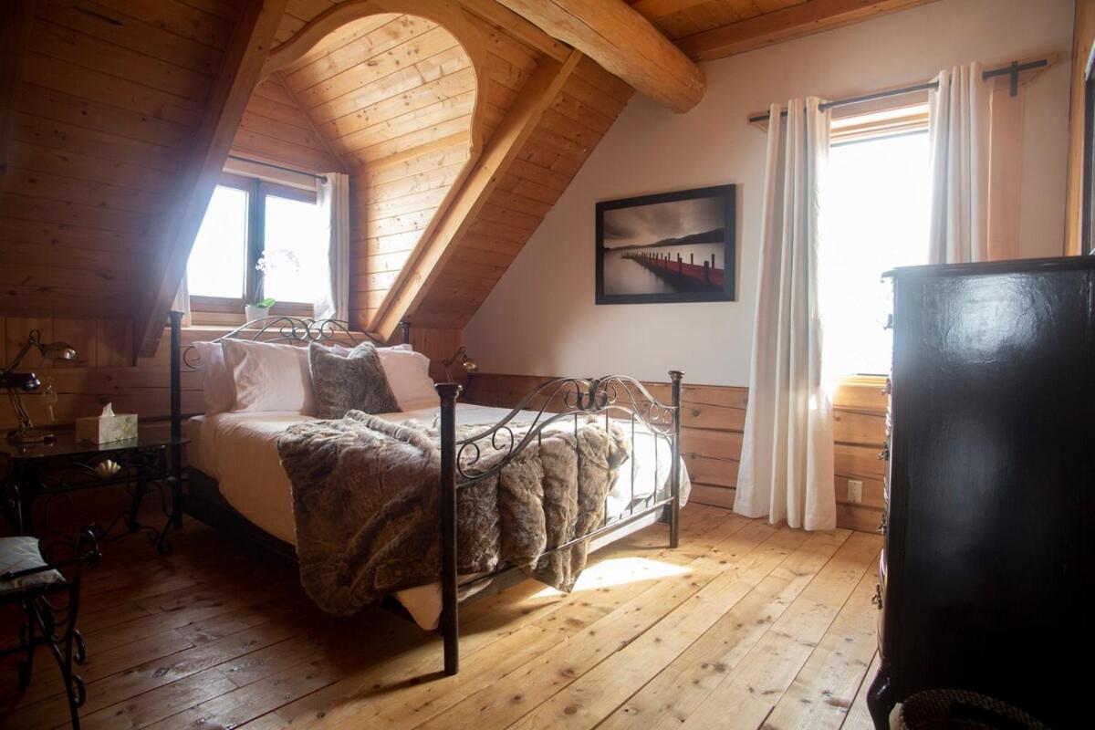 Hebergement "La Maison En Bois Rond" Sainte-Marie Δωμάτιο φωτογραφία